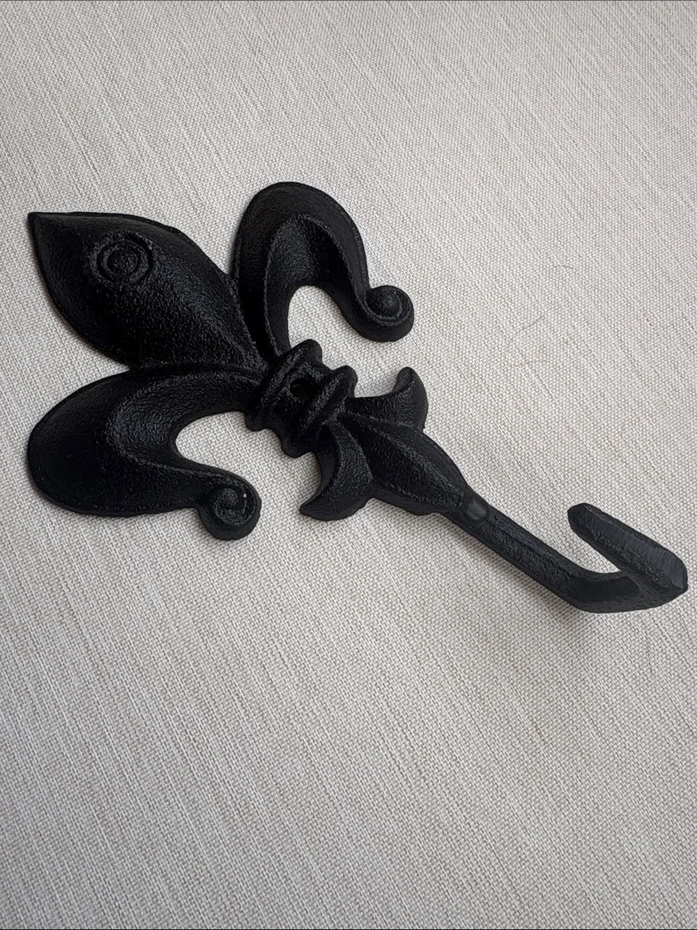 New without tags.Black Fleur-de-Lis Iron Wall Hook- Functional Style For Any Roo